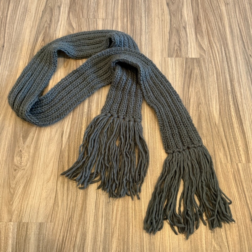 Free People Oversized Gray Knit Winter Scarf One Size